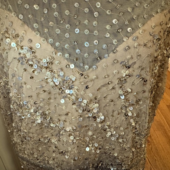 NWT Mac Duggal Illusion Neck Sequin Gown in Nude Size 16 - Picture 7 of 10